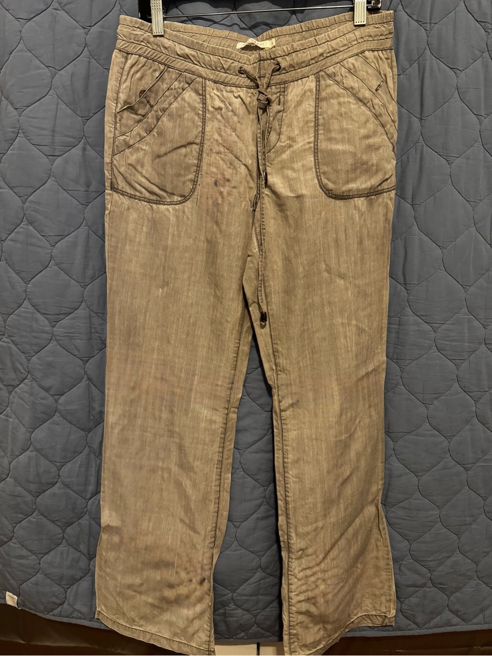 Men's Casual Drawstring Pants in Brown
